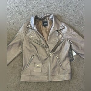 Champagne gold leather jacket with zipper and size pockets size medium NWT